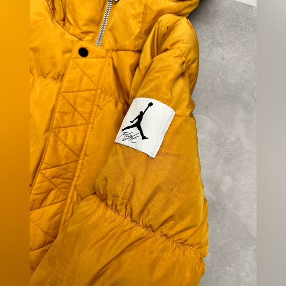 Nike Air Jordan Essentials Statement Parka jacket - Picture 4 of 7